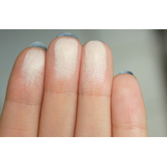 Финишная пудра для лица NYX Cosmetics NoFilter Finishing Powder оттенок 01 Alabaster NFFP01