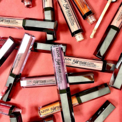 Liquid lipstick with a lacquer finish NYX Professional Makeup Slip Tease Full Lip Lacquer shade Motel Dreams STLL08