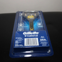 Мужской набор для бритья Gillette Fusion5 ProShield (1 бритва + 1 сменное лезвие) Made in USA