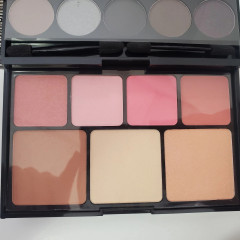 Палетка для макияжа лица и глаз Nyx Butt Naked Eyes S122 (15 теней 4 румян 1 бронзер 2 хайлайтера)