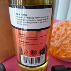 Women's Anti-Cellulite Complex Cosmetasa Natural Cellulite Massage Oil (body oil 500 ml and handheld massager)