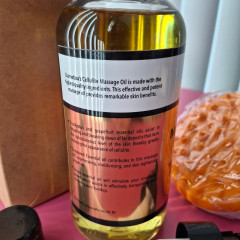 Women's Anti-Cellulite Complex Cosmetasa Natural Cellulite Massage Oil (body oil 500 ml and handheld massager)