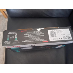 Компактний відпарювач для одягу та текстилю Tefal Pure Pop DT204E1 потужність 1300 Вт