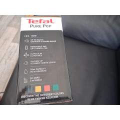 Компактний відпарювач для одягу та текстилю Tefal Pure Pop DT204E1 потужність 1300 Вт