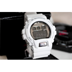 Чоловічий спортивний годинник Casio G-Shock Xlarge Metallic Plating GD-X6900FB-7 білий
