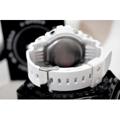 Чоловічий спортивний годинник Casio G-Shock Xlarge Metallic Plating GD-X6900FB-7 білий