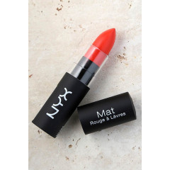 Matte finish lipstick NYX Professional Makeup Matte Lipstick MLS05 Indie Flick (4.5 g)