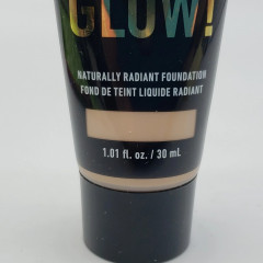 Radiant foundation for face NYX Professional Makeup Born to Glow BTGRF05 shade 05 Light 30 ml