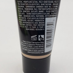 Radiant foundation for face NYX Professional Makeup Born to Glow BTGRF05 shade 05 Light 30 ml
