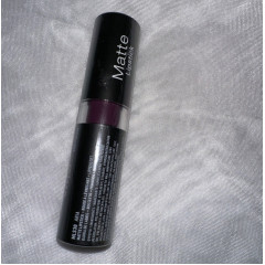 Губная помада с матовым финишем NYX Professional Makeup Matte Lipstick MLS30 Aria (4.5 г)
