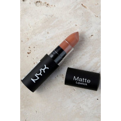 Губна помада з матовим фінішем NYX Professional Makeup Matte Lipstick MLS29 Sable (4.5 г)
