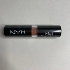 Губна помада з матовим фінішем NYX Professional Makeup Matte Lipstick MLS33 Spirit (4.5 г)