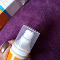 Денний зволожуючий крем з SPF 50+ для сухої та чутливої шкіри La Roche-Posay Anthelios UVMune 400 Hydrating Cream 50 мл