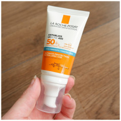 Денний зволожуючий крем з SPF 50+ для сухої та чутливої шкіри La Roche-Posay Anthelios UVMune 400 Hydrating Cream 50 мл