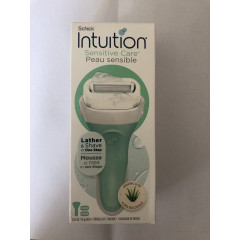 Женская бритва 2-в-1 с встроенным гелем для бритья Schick Intuition Sensitive Care Organic Aloe упаковка бритва + 2 насадки