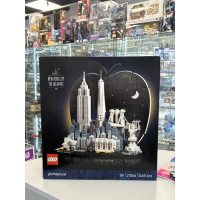 LEGO Architecture 21066 New York City The Big Apple Collectible Set with 1465 pieces city model