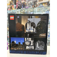 LEGO Architecture 21066 New York City The Big Apple Collectible Set with 1465 pieces city model