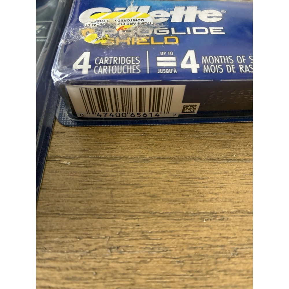 Бритвенный набор Gillette ProGlide Shield (1 станок + 5 запасных картриджей)