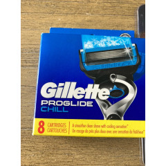 Бритвенний набір Gillette Fusion ProShield Chill / ProGlide Chill (1 бритва та 9 змінних картриджів)