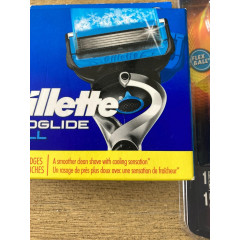 Бритвенний набір Gillette Fusion ProShield Chill / ProGlide Chill (1 бритва та 9 змінних картриджів)
