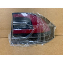 Задній ліхтар TESLA MODEL X 2016-19 TAIL LAMPS 1034334-00-A / 1034335-00 A
