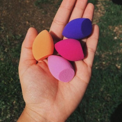 Набір спонжей для макіяжу Real Techniques 4 MINI MIRACLE COMPLEXION SPONGES