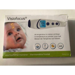 The contactless VisioFocus 06400 thermometer emits the result on the forehead.
