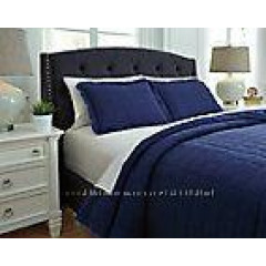 Amare 3-piece bedding set made of high-quality cotton.