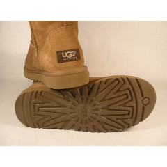 Угги UGG Australia Classic Short Chestnut Boots 5825 6usa/37eu