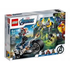 LEGO Marvel Super Heroes Avengers Speeder Bike Attack set Avengers: Attack the Sports Bike (76142
