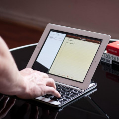 Bluetooth keyboard case for all models of aluminum iPad