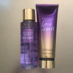 Набор парфюмированный Victoria`s Secret Love Spell Fragrance Mist & Body Lotion спрей и лосьон для тела (2 предмета)