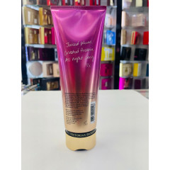 Perfumed body lotion Victoria`s Secret Pure Seductionrance Lotion (236 ml)