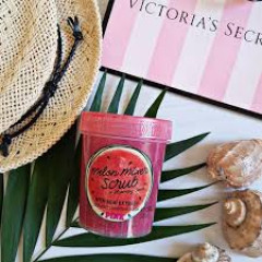 Очищувальний скраб для тіла Victoria`s Secret PINK Melon Mixer Scrub з екстрактом асаї, 226 гр