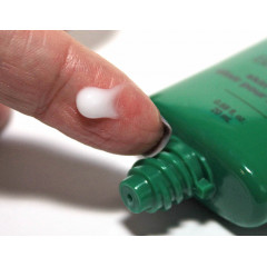 NYX Cosmetics Skin Elixir Balance Tea Tree Face Primer Serum (20 ml)