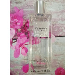 Perfumed set of spray and body lotion Victoria's Secret Bombshell Holiday2x250 ml