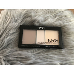 Палітра для контурингу NYX Cream Highlight and Contour Palette Light