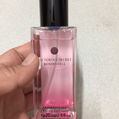Парфюмированный спрей для тела Victoria"s Secret Bombshell Mist 75 мл