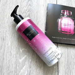 Perfumed body lotion Victoria's Secret Bombshell Shimmer (236 ml)