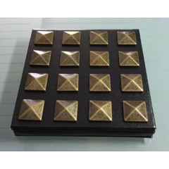 NYX Cosmetics Rocker Chic Palette (5 shades) Tainted Love (RCP03)