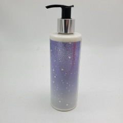 Perfumed body lotion with shimmer (sparkles) Victoria's Secret Tease Rebel Shimmer Fragrance Lotion (236 ml)