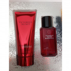 Perfumed body set Victoria's Secret Bombshell Intense travel size (spray and lotion)