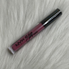 Тонуюча олійка для губ NYX Cosmetics Slip Tease Full Color Lip Oil (з наступним вибором) Coy (STLO03)