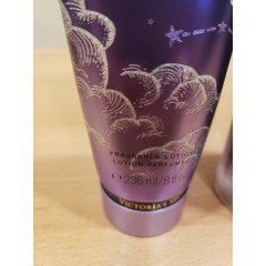 Perfumed set from Victoria's Secret spray-mist and body lotion Secreter (250 ml and 236 ml)