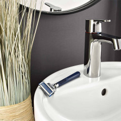 King C. Gillette Neck Razor for neck shaving and beard modeling