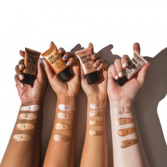 NYX Cosmetics Born To Glow Liquid Illuminator Cream Highlighter ( 18ml) Gleam - Golden Peach Pearl (LI02)