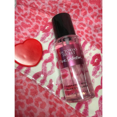 Perfumed mini-set Victoria's Secret Pure Seduction Fragrance Mist and Lotion Set spray and body lotion (2 items)
