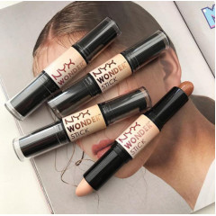Highlighter and sculptor in NYX Cosmetics Wonder Stick double stick (2 x 4g) DEEP (WS03)