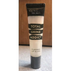 Блиск для губ Victoria's Secret Total Shine Addict Cool Raspberry 13 г