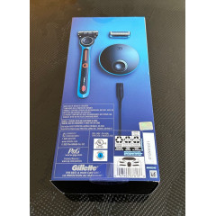 Мужская бритва с подогревом Gillette Labs Bugatti Limited Edition 1 станок 6 картриджей и зарядное устройство